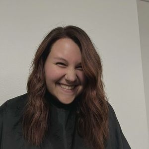 Meet your Posher, Alexandra